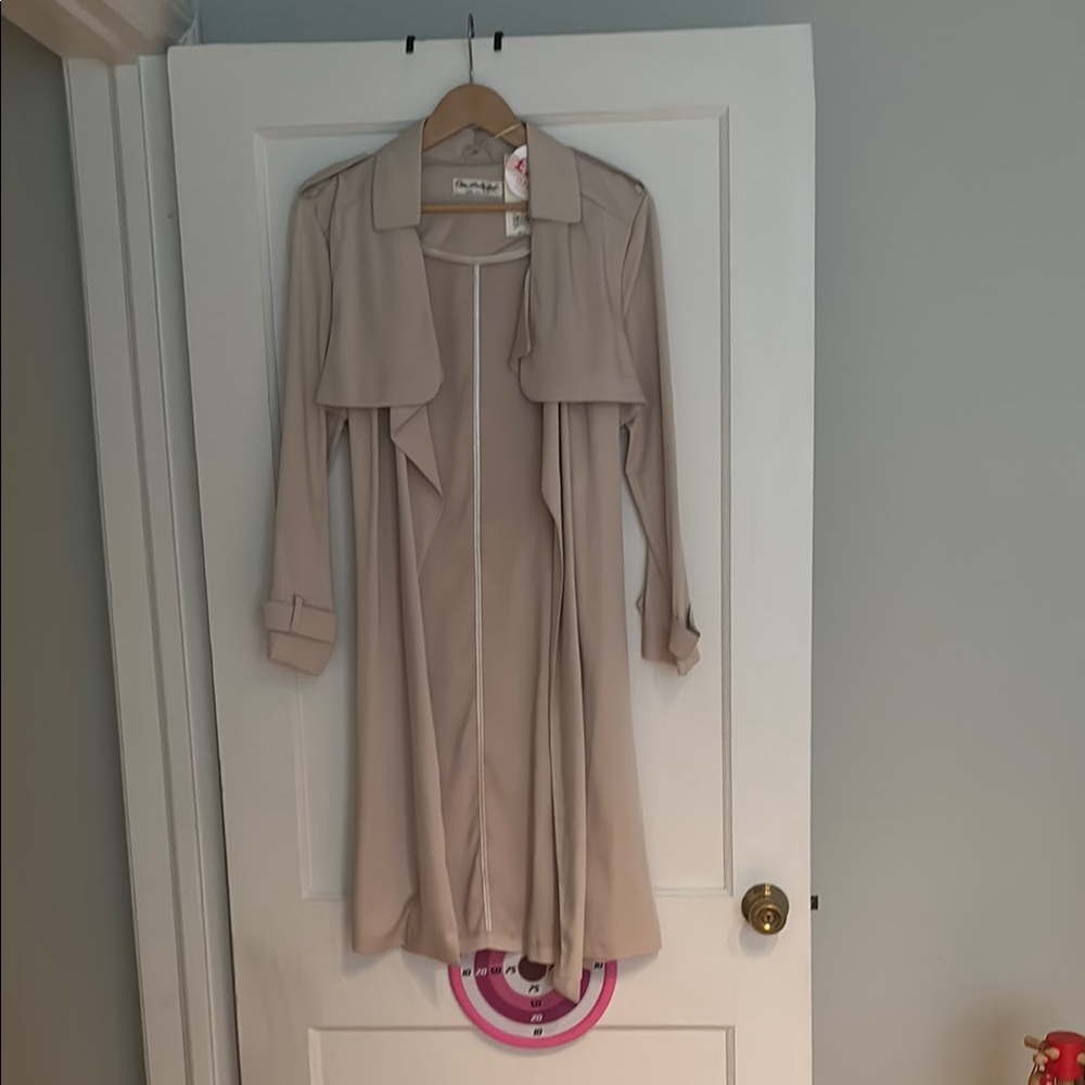 Elegant Beige Women's Dress